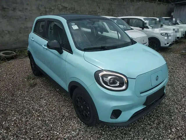 Leapmotor T03 — Фото автомобиля 3