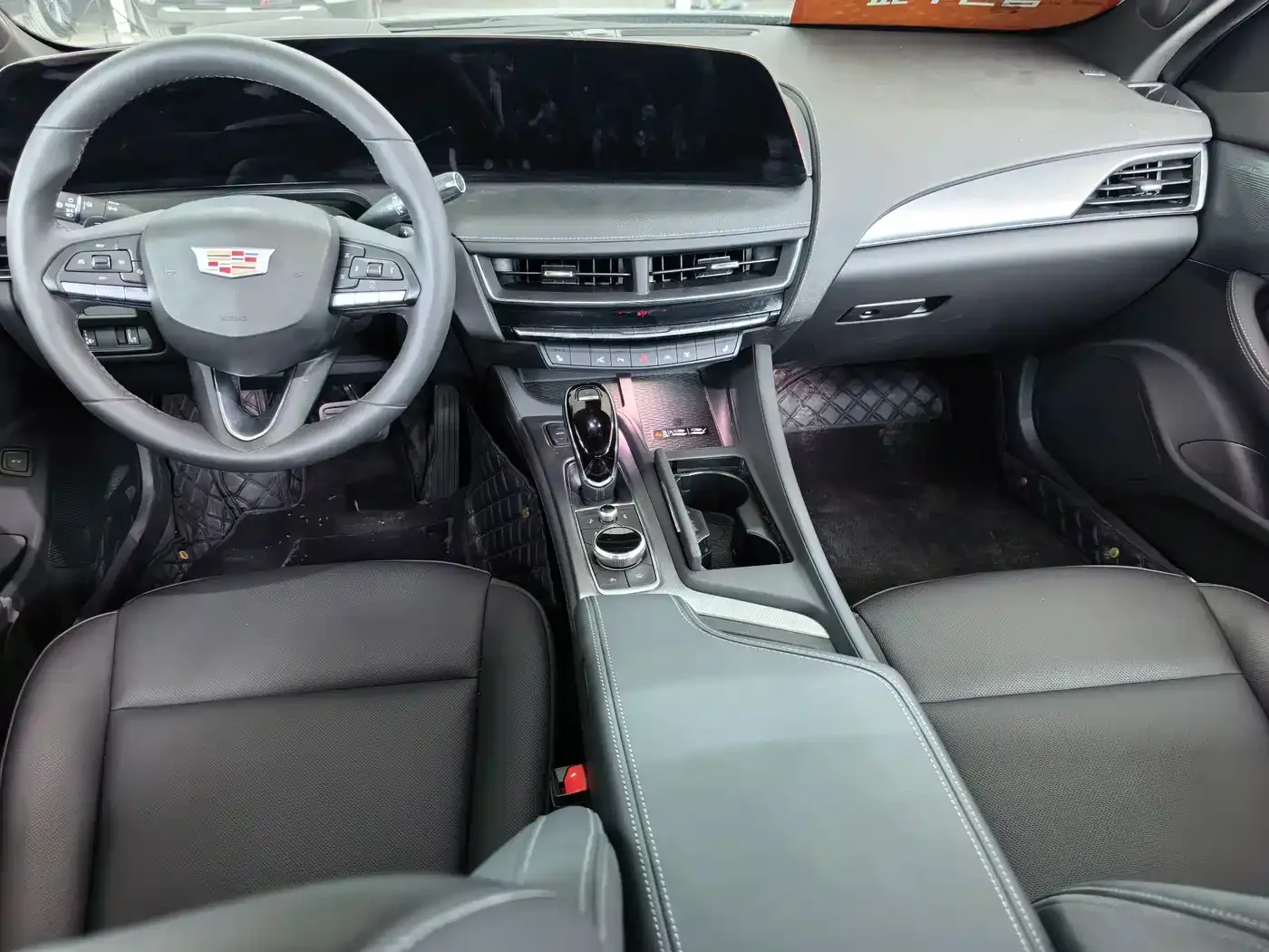 Cadillac Cadillac CT5 2025 Model 28T Urban Sport Edition — Фото автомобиля 7