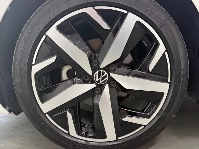 Volkswagen Lamando — Фото автомобиля 18