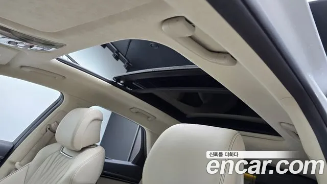 Genesis GV70 — Фото автомобиля 25