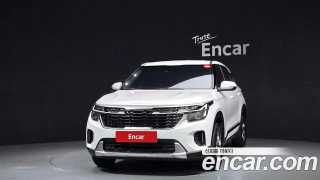 Kia Seltos Новый Seltos Бензин 2.0 2WD — Фото автомобиля 3