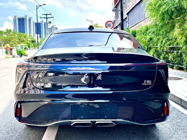 Hongqi H6 — Фото автомобиля 15