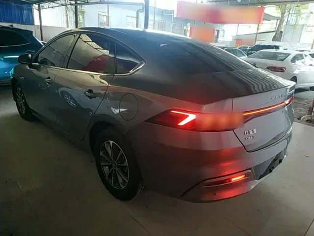 BYD Qin PLUS — Фото автомобиля 4