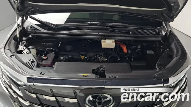 Toyota Alphard Generation 4 — Фото автомобиля 5