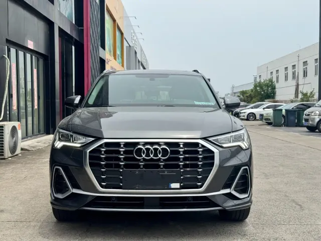 Audi Q3 — Фото автомобиля 2