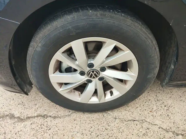 Volkswagen Passat — Фото автомобиля 22