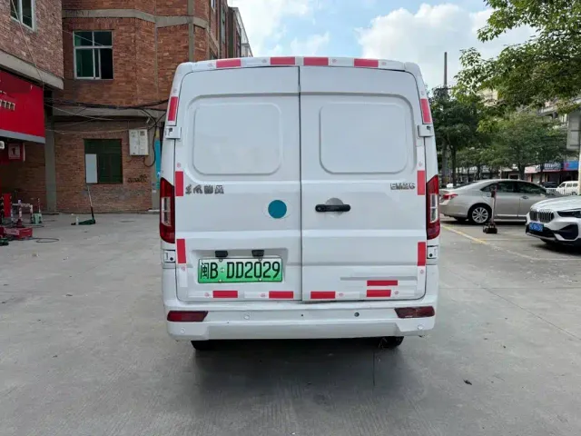 Dongfeng Yufeng Yufeng EM26 — Фото автомобиля 6