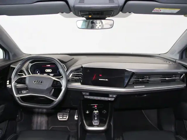 Audi Q4 e-tron — Фото автомобиля 9
