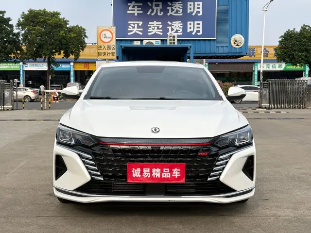 Dongfeng Yixuan MAX — Фото автомобиля 2