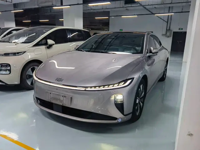Фотография автомобиля — Changan Qiyuan A07