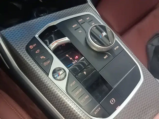 BMW BMW 3 Series 2025 330Li M Sport Night Edition — Фото автомобиля 13