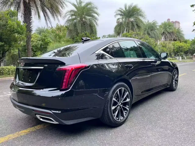 Cadillac CT5 — Фото автомобиля 7