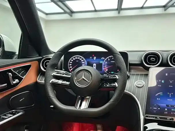 Mercedes-Benz C-Class — Фото автомобиля 7