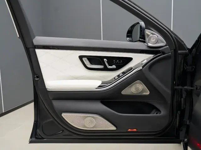 Mercedes-Benz Maybach S-Class — Фото автомобиля 9