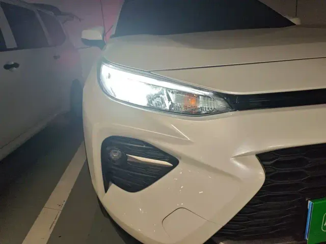 Toyota Wildlander — Фото автомобиля 7