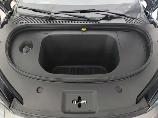 BYD Qin L — Фото автомобиля 10