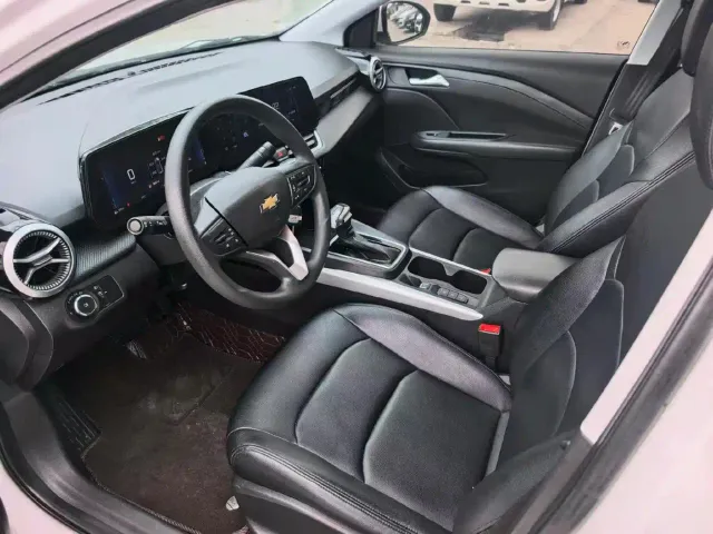 Chevrolet Monza — Фото автомобиля 5