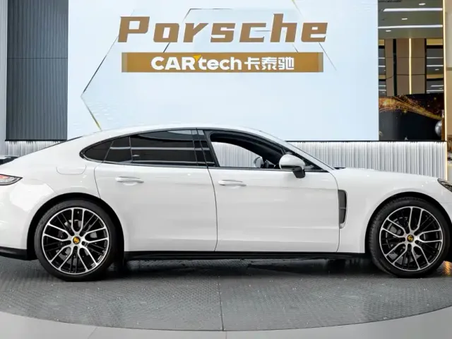 Porsche Panamera — Фото автомобиля 4