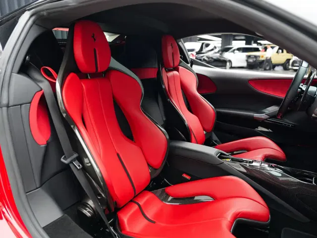 Ferrari SF90 — Фото автомобиля 20
