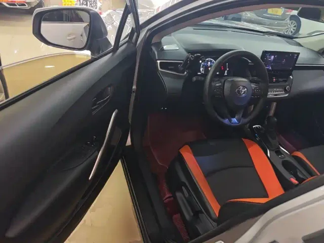 Toyota Corolla Cross — Фото автомобиля 15