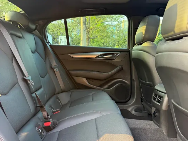 Cadillac CT5 — Фото автомобиля 11