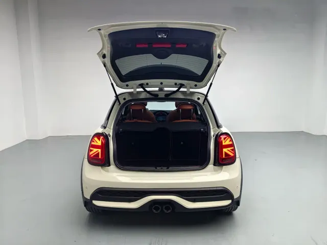 MINI Hatch — Фото автомобиля 8