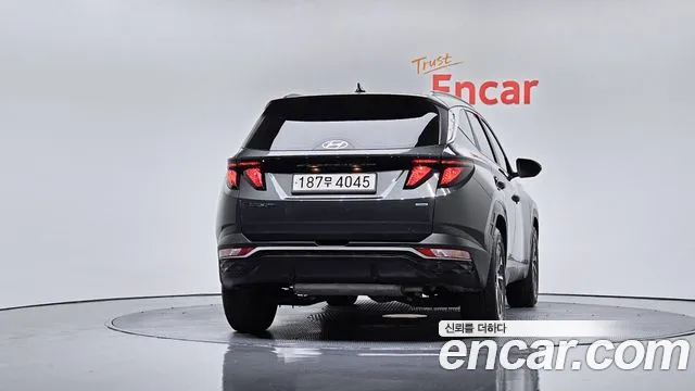 Hyundai Tucson Tucson (NX4) Бензин 1.6 Turbo 4WD — Фото автомобиля 4