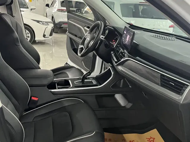 Haval H6 — Фото автомобиля 13