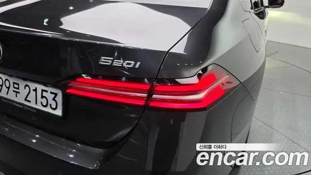 BMW 5 Series G60 — Фото автомобиля 8
