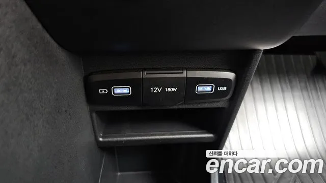 Hyundai Staria — Фото автомобиля 23