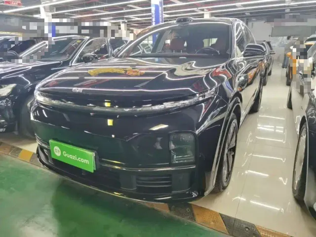 Фотография автомобиля — Li Auto L7