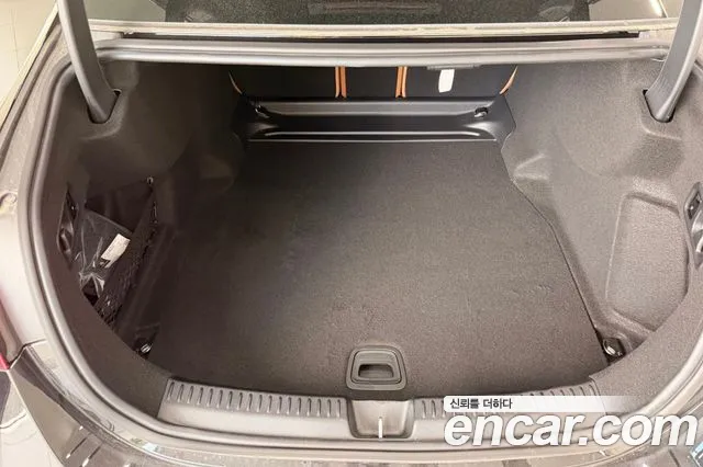 Mercedes-Benz E-Class W214 — Фото автомобиля 11