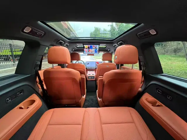 Li Auto L9 — Фото автомобиля 10