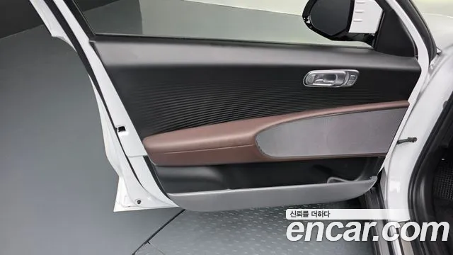 Hyundai Ioniq 6 — Фото автомобиля 13