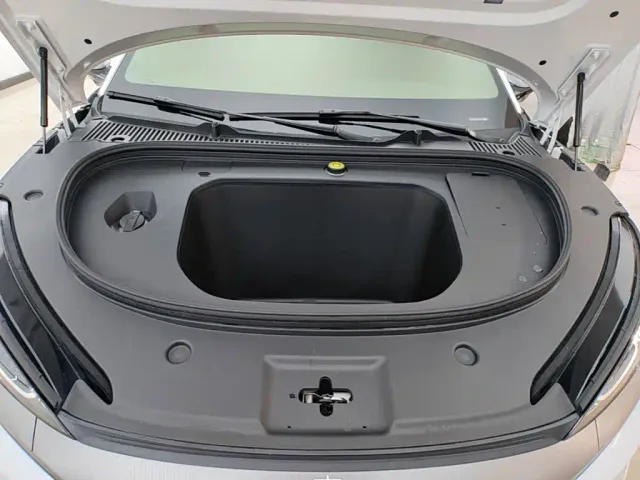 BYD Qin L — Фото автомобиля 19