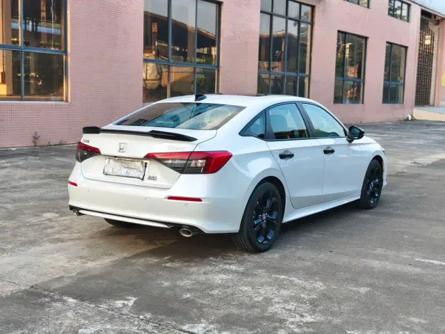 Honda Civic — Фото автомобиля 8