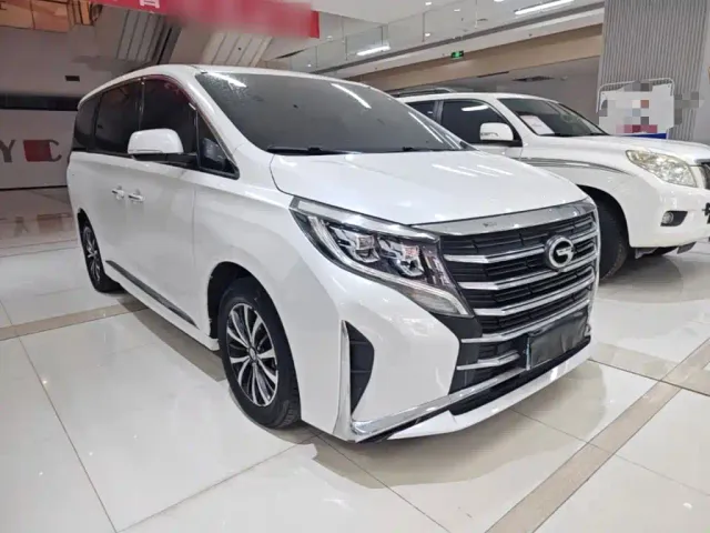 GAC Trumpchi M8 — Фото автомобиля 3