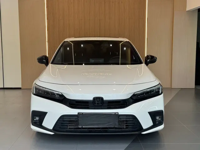 Honda Civic — Фото автомобиля 2