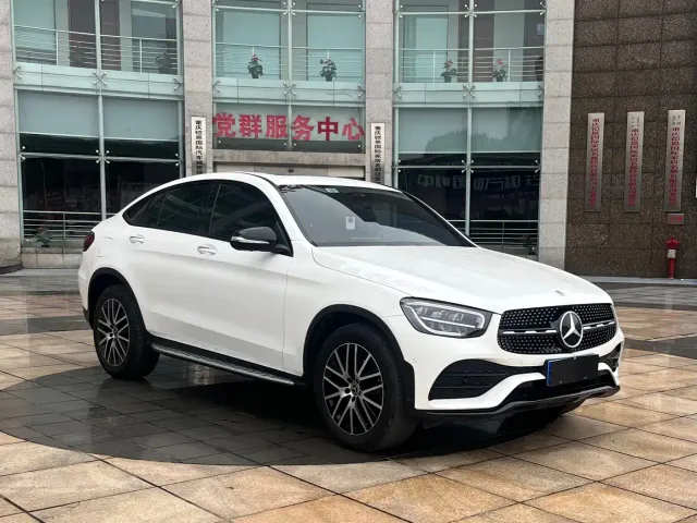 Mercedes-Benz GLC Coupe — Фото автомобиля 3