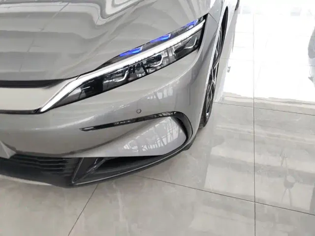 BYD Han — Фото автомобиля 23