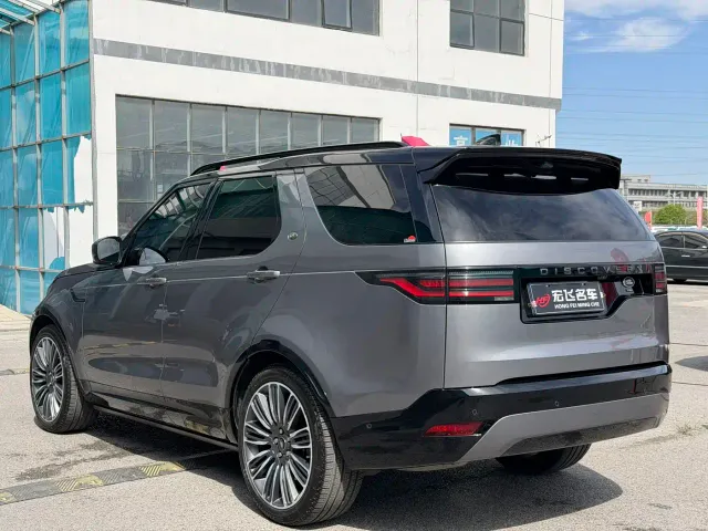 Land Rover Discovery — Фото автомобиля 5