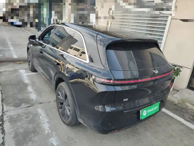 Li Auto L6 — Фото автомобиля 4