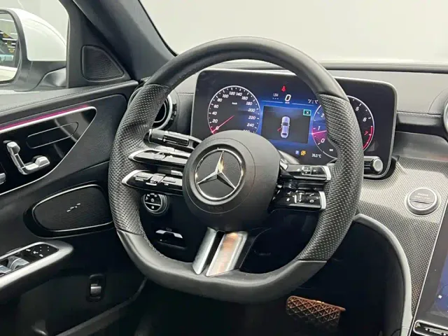 Mercedes-Benz C-Class — Фото автомобиля 20