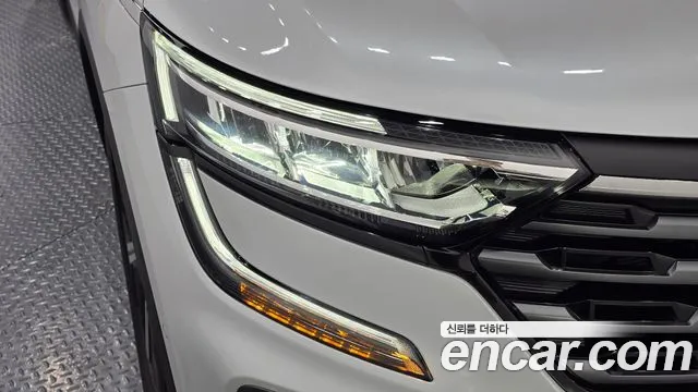 Renault-KoreaSamsung QM6 Новый QM6 2.0 GDe Première 2WD — Фото автомобиля 21