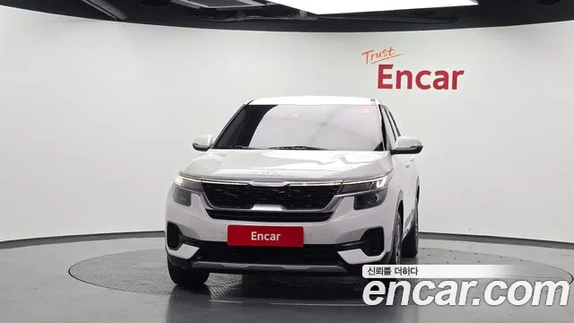 Kia Seltos — Фото автомобиля 3