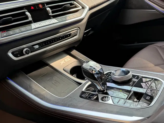 BMW X5 — Фото автомобиля 5