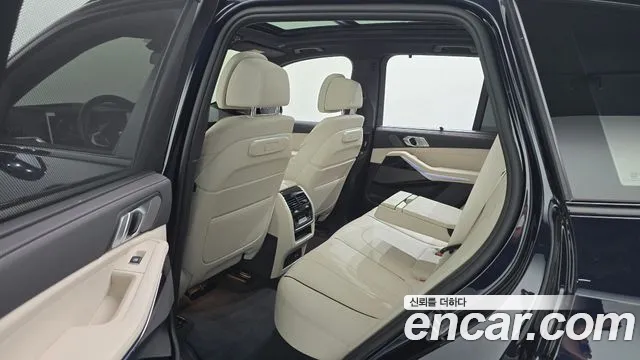 BMW X5 xDrive 40i M Sport — Фото автомобиля 12
