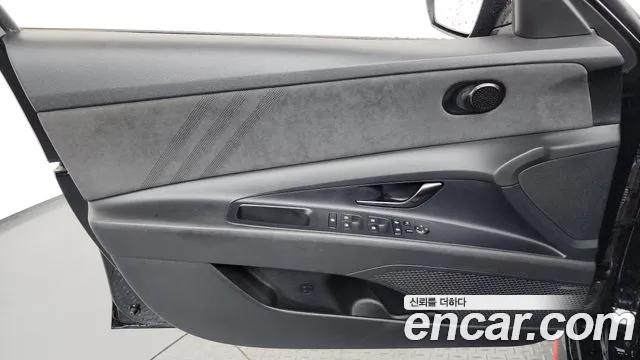 Hyundai AVANTE — Фото автомобиля 21
