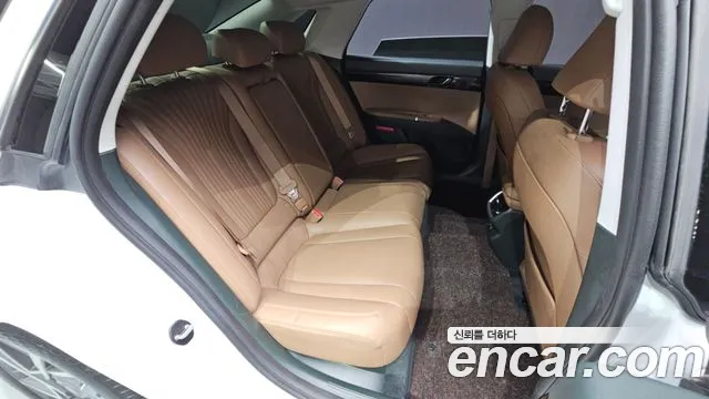 Hyundai Grandeur GN7 — Фото автомобиля 11