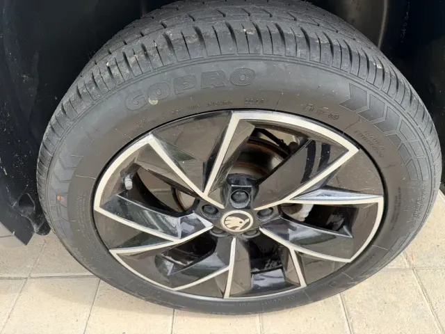 Škoda Kamiq 2021 GT 1.5L Automatic Flagship Edition — Фото автомобиля 10